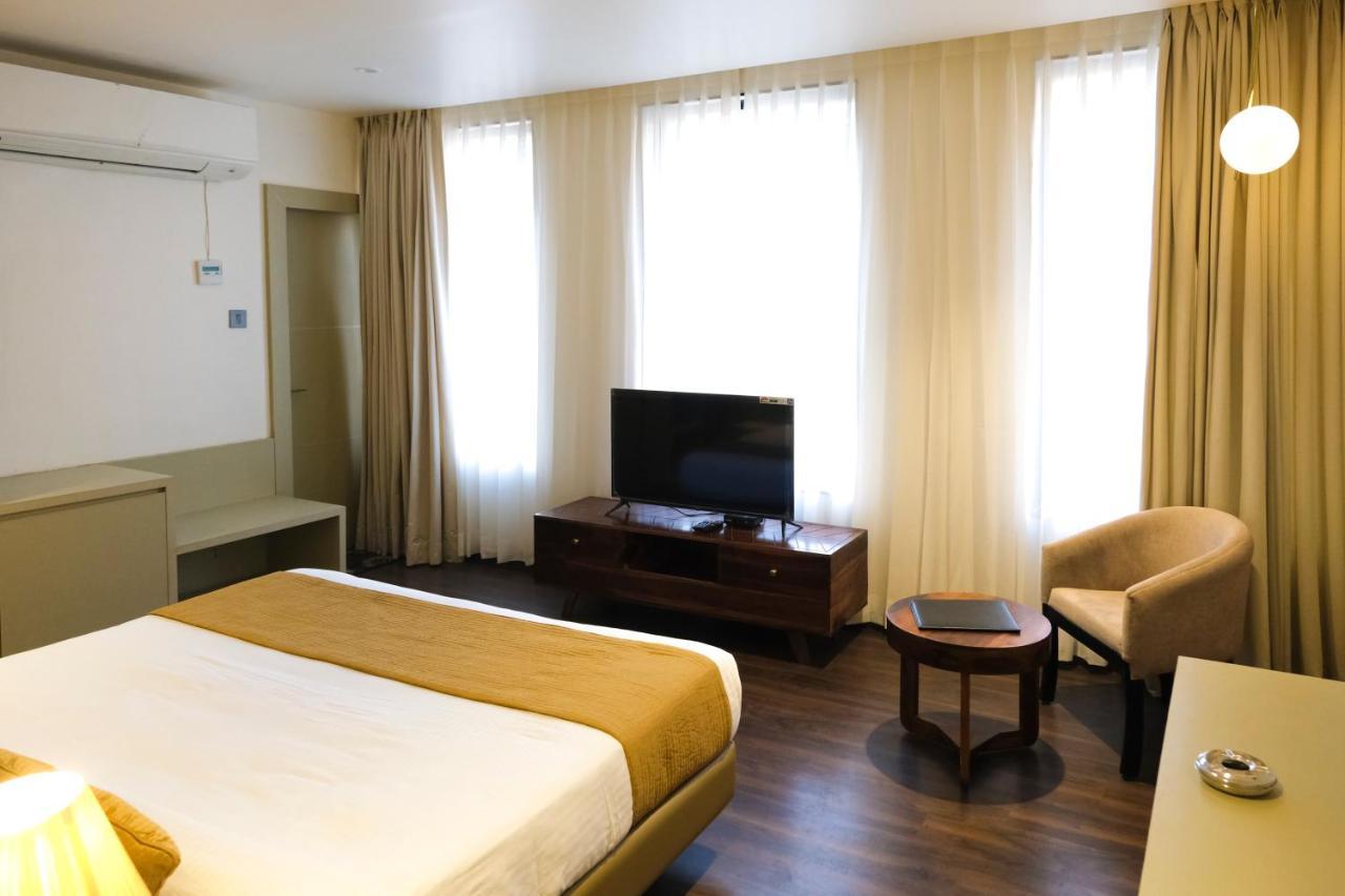 The Wallflower Hotel โกตา ภายนอก รูปภาพ